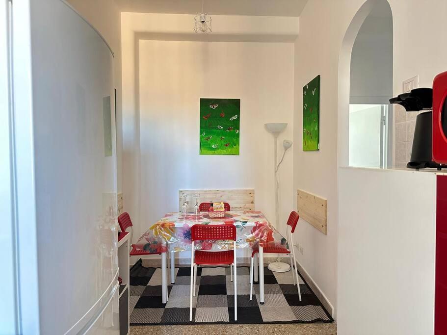 Apartment Aura - Grazioso Vicino Metro A E C Rome